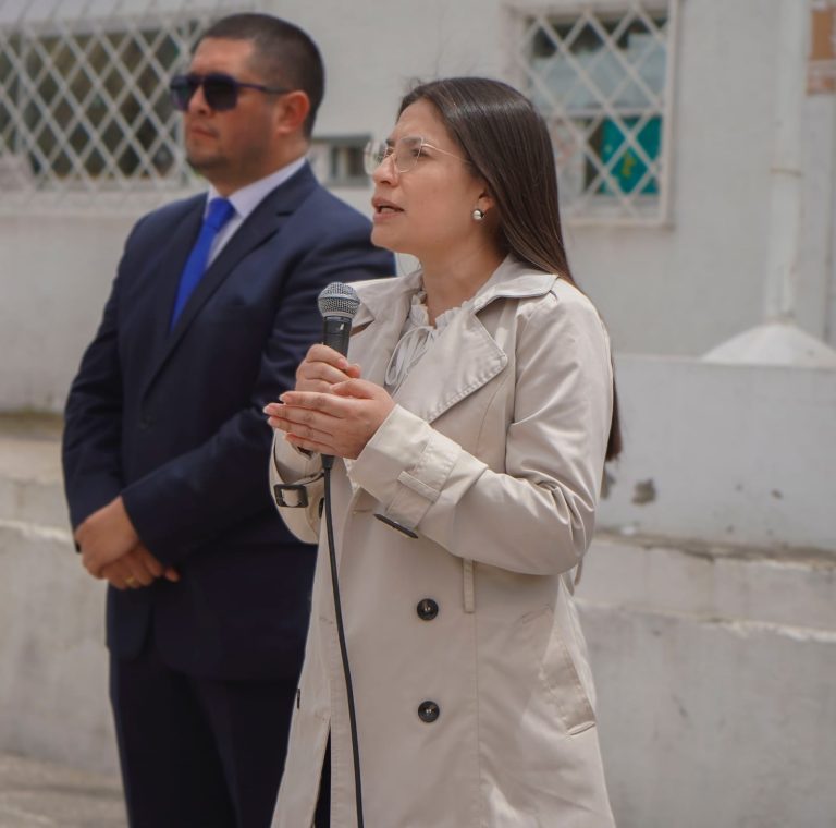 Directora de movilidad supervisa y controla a agentes de tránsito