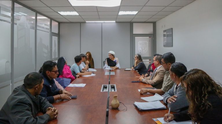 Obra pública, vialidad y regeneración urbana en parroquias