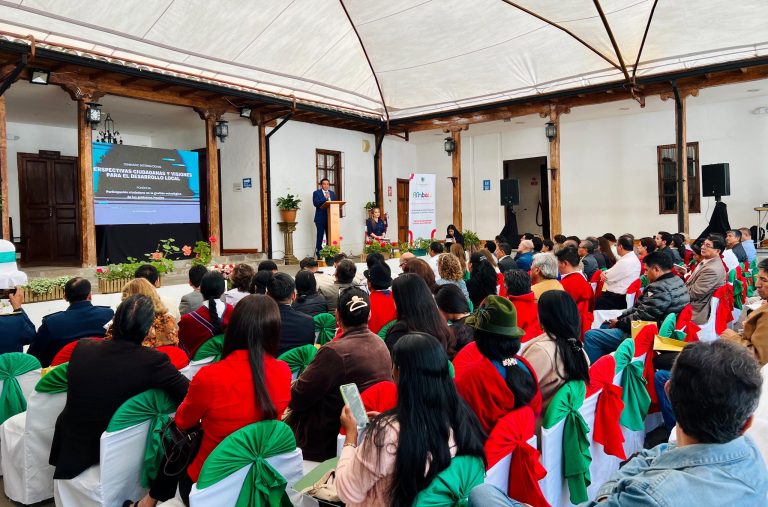 Seminario Internacional: un compromiso con la participación ciudadana