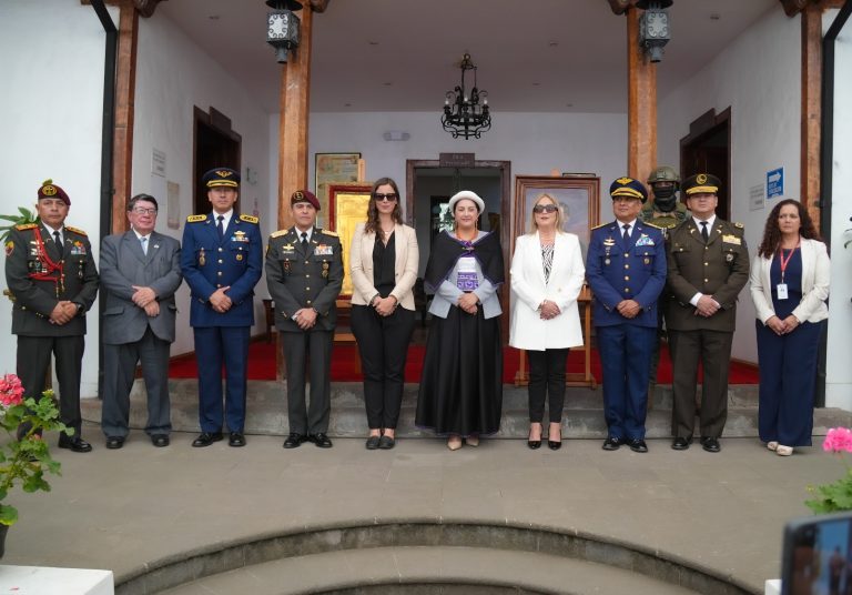 ¡Salve Oh Patria, mil veces Oh Patria!