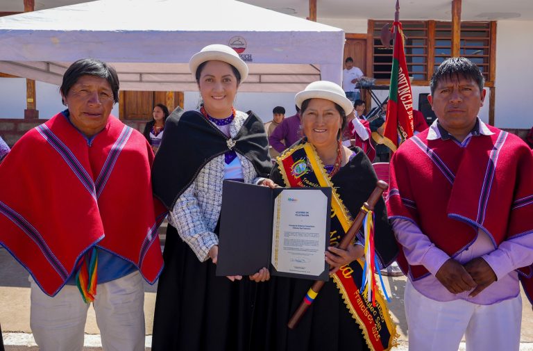 Alcaldesa posesionó al Consejo de Gobierno de Chibuleo San Francisco