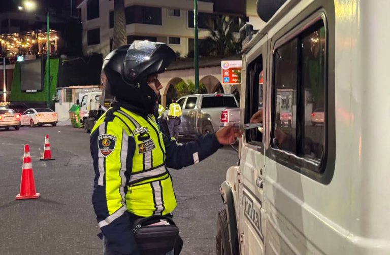 Ambato fortalece el orden y la seguridad en sus espacios públicos