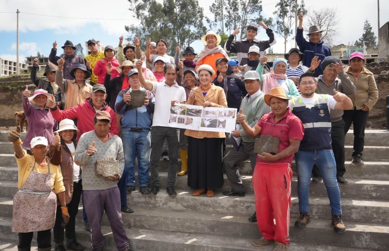 Vecinos de Miñarica San José se benefician de adoquín