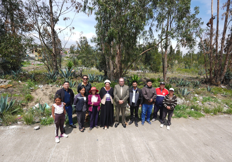 Ambato construye hogares dignos: 52 viviendas de interés social en Pishilata