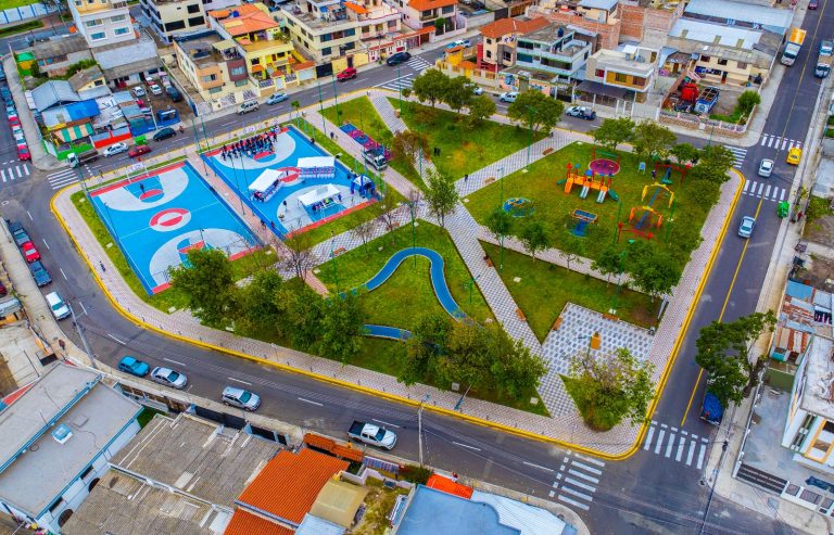 Regeneración del área municipal Misael Acosta Solís