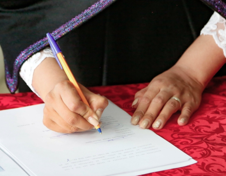 Municipio de Ambato impulsa mejoras en 14 unidades educativas