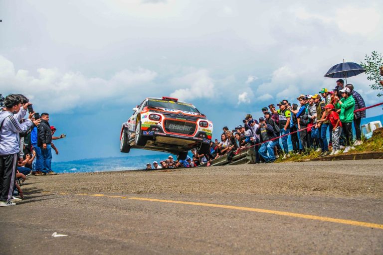 Ambato vibró con la emoción del Rally F.F.F. 2025