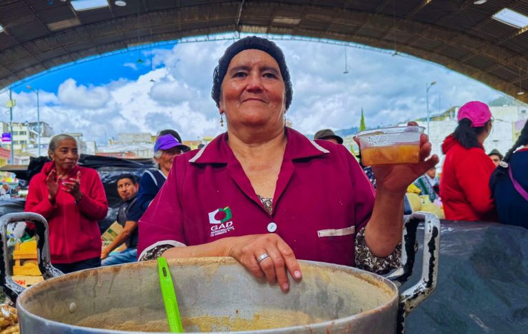 AMBATO PRESENTA LA FANESCA DE DULCE, UNA NUEVA TRADICIÓN GASTRONÓMICA