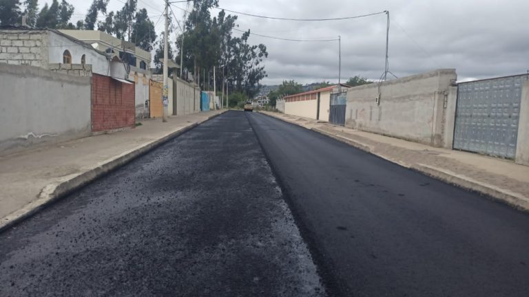 AVANCE DEL PROYECTO “RECAPEO VARIAS CALLES DEL ÁREA URBANA 2023” EN AMBATO