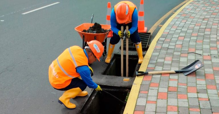 AMBATO ACTIVA SU RECUPERACIÓN VIAL: MANTENIMIENTO URBANO PARA UNA CIUDAD ACOGEDORA Y CONECTADA