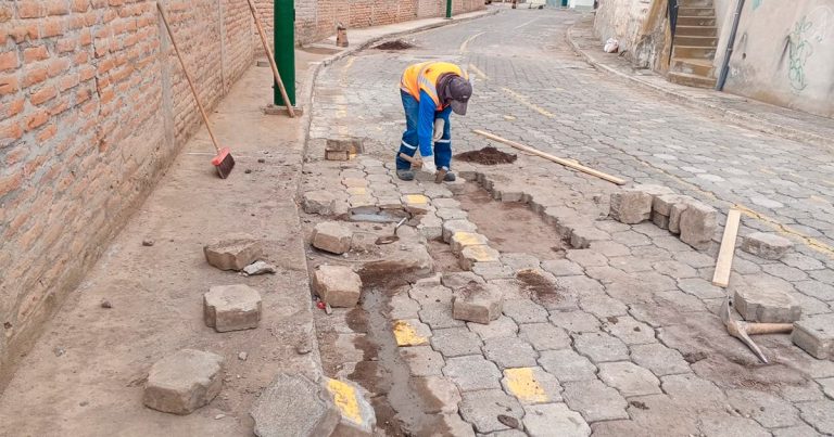 LAS ACV INTENSIFICAN EL MANTENIMIENTO URBANO Y RURAL PARA FORTALECER LA INFRAESTRUCTURA DE AMBATO