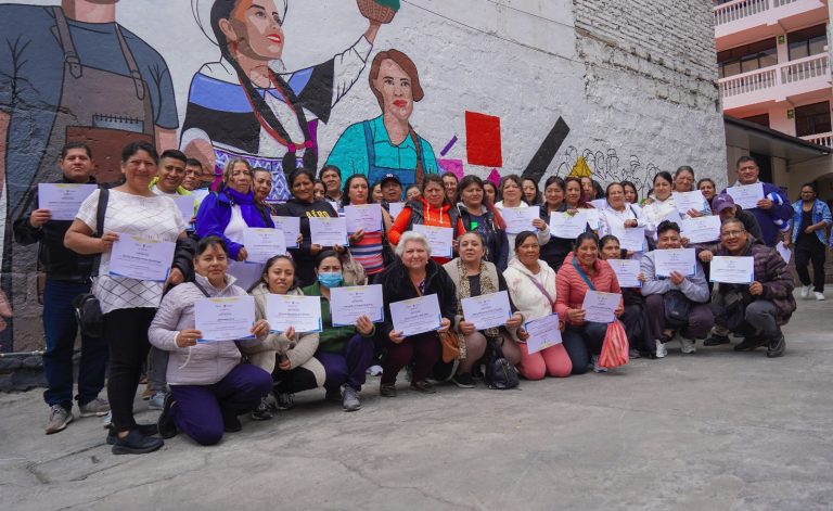 AMBATO FORTALECE LA PARTICIPACIÓN CIUDADANA A TRAVÉS DE FORMACIÓN VIRTUAL Y PRESENCIAL