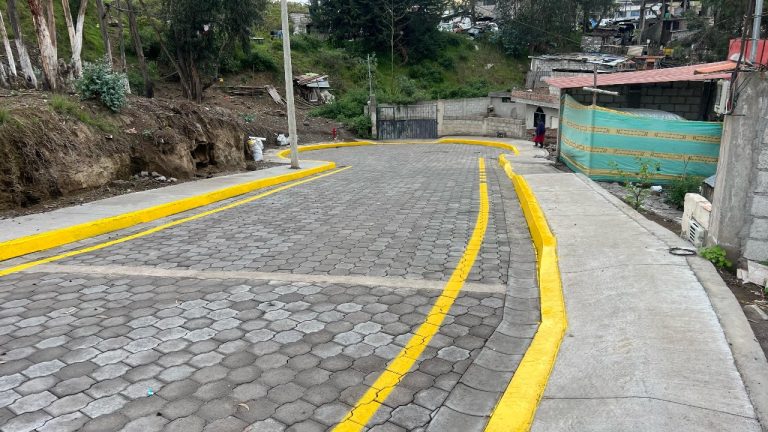 MEJORA LA CONECTIVIDAD URBANA CON LA INTERVENCIÓN DE 23 PASAJES Y AVANCE DEL 99% EN OBRAS DE ADOQUINADO.