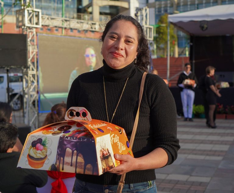HOMENAJE A LAS MADRES CON SALUD, EMPRENDIMIENTO Y ARTE EN UN EVENTO LLENO DE AMOR Y SOLIDARIDAD.