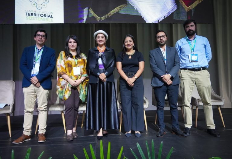 Diana Caiza con soluciones sostenibles en la Cumbre de Acción Territorial