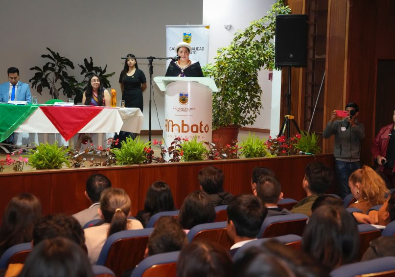 AMBATO FLORECE