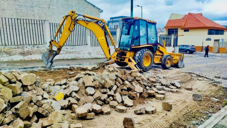 BARRIOS TRADICIONALES MEJORAN SU CONECTIVIDAD Y SEGURIDAD VIAL