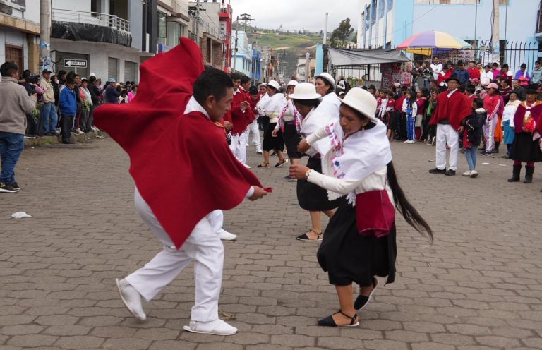KISAPINCHA CELEBRÓ EL INTI RAYMI CON IDENTIDAD Y UNIDAD