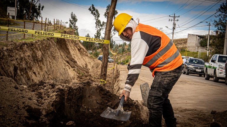 INTERVENCIÓN VIAL INTEGRAL TRANSFORMA SEIS PARROQUIAS DE AMBATO CON OBRAS HASTA 2026