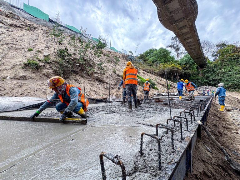 OBRA DE ESTABILIZACIÓN AVANZA EN LA QUEBRADA LOS GALLINAZOS