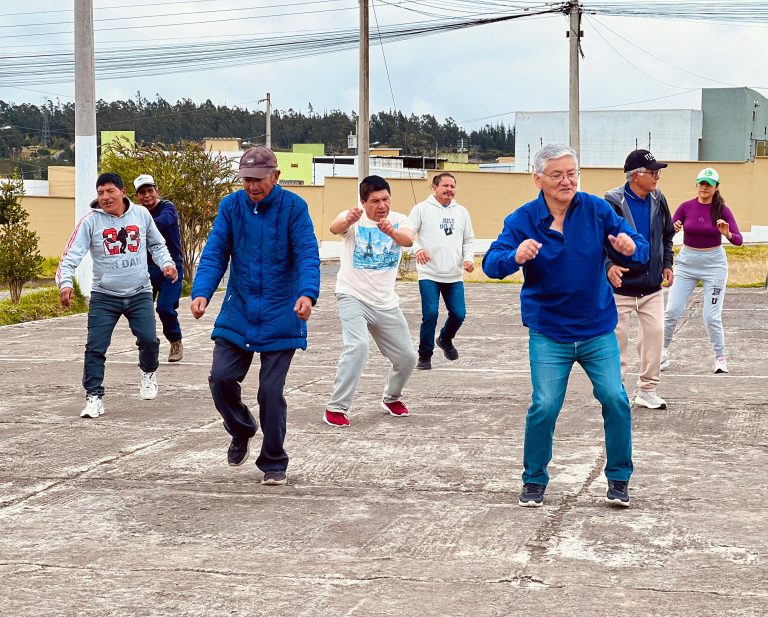 CUIDADO DIGNO Y ACTIVO PARA PERSONAS ADULTAS MAYORES