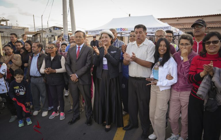 SAN LUIS SE TRANSFORMA CON ASFALTADO Y OBRAS COMPLEMENTARIAS