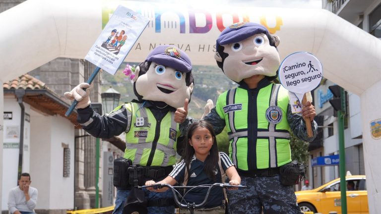 CONMEMORAMOS EL DÍA MUNDIAL DEL PEATÓN CON ACTIVIDADES EDUCATIVAS Y RECREATIVAS