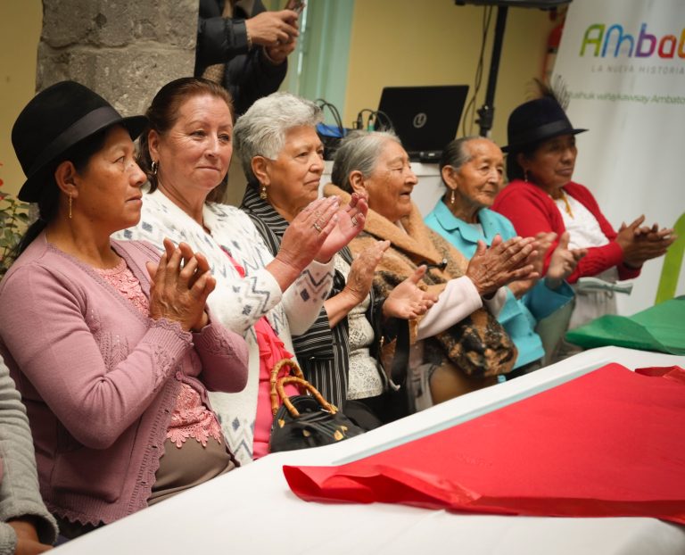 BRUNCH CON MUJERES RURALES ABRE AGENDA CONMEMORATIVA DE OCTUBRE