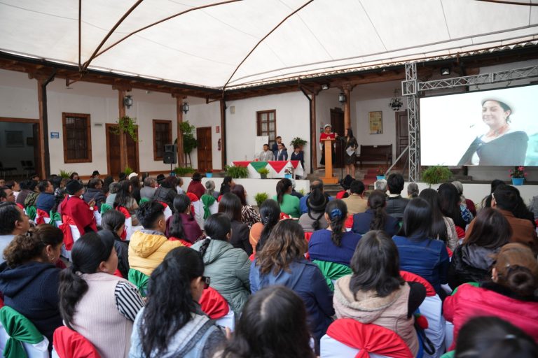 FORO RECONOCE EL LIDERAZGO FEMENINO EN EL DESARROLLO RURAL
