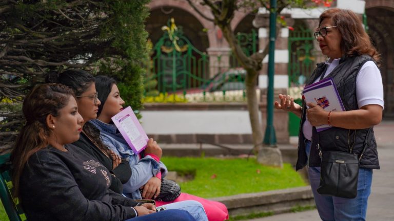 PUNTOS VIOLETAS FORTALECEN LA PREVENCIÓN DE LA VIOLENCIA EN AMBATO