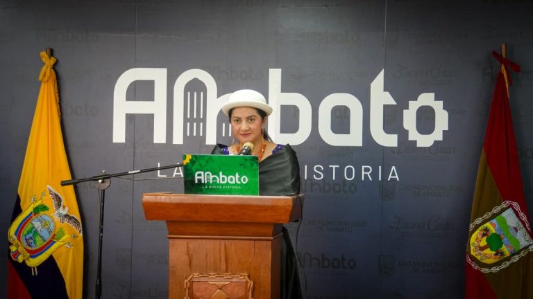 ALCALDESA DE AMBATO INFORMÓ SOBRE ACCIONES MUNICIPALES, AVANCES EN OBRAS Y AYUDA EN SINIESTRO