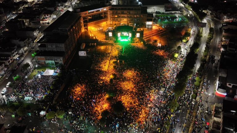 MÚSICA Y TALENTO NACIONAL ENCENDIERON EL MEGA SHOW DEL SOL DE NOVIEMBRE