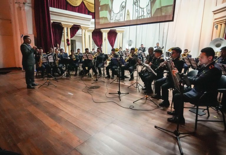 MÚSICA Y FANTASÍA SE UNIERON EN EL CONCIERTO “SERIES Y PELÍCULAS ANIMADAS”