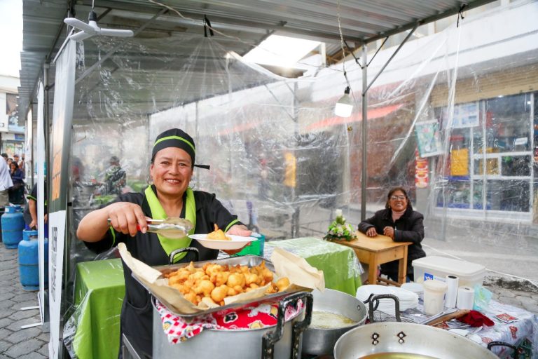 FERIA DE BUÑUELOS ABRE TEMPORADA GASTRONÓMICA NAVIDEÑA