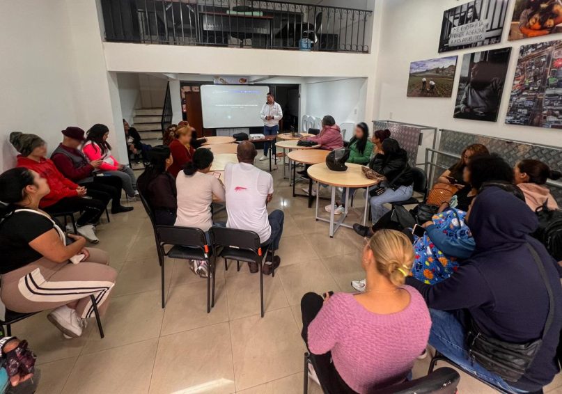 Ambato aporta a la construcción de política pública nacional en movilidad humana