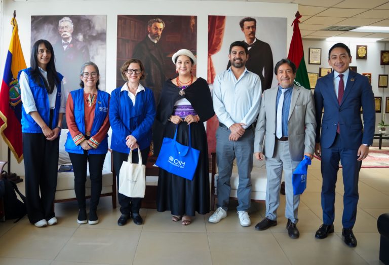 AMBATO Y LA OIM FORTALECEN LA COOPERACIÓN INTERNACIONAL EN FAVOR DE LA JUVENTUD Y LA MOVILIDAD HUMANA