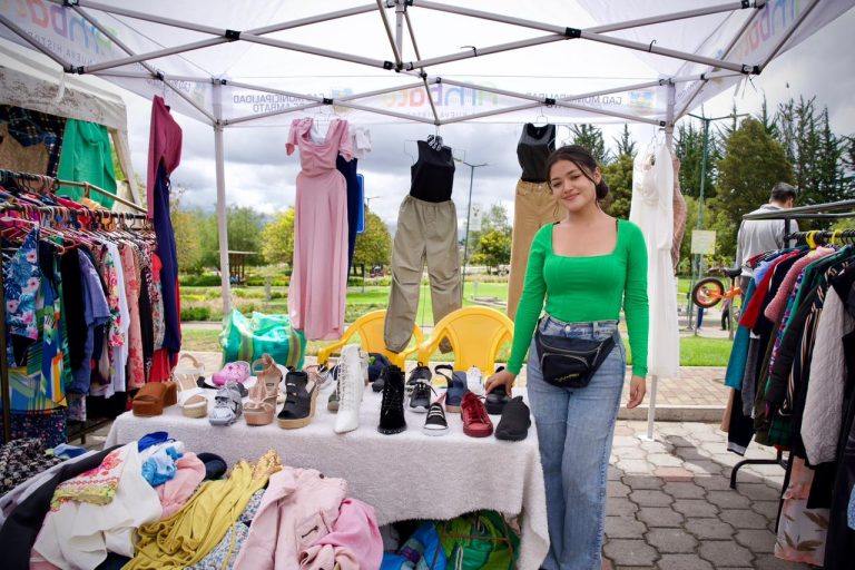 FERIA RE-USA Y FLORECE DINAMIZA AMBATO