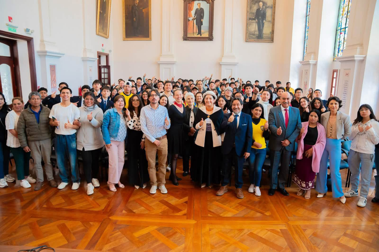 AMBATO ABRE NUEVAS OPORTUNIDADES DE FORMACIÓN INTERNACIONAL CON LAS BECAS CHEVENING
