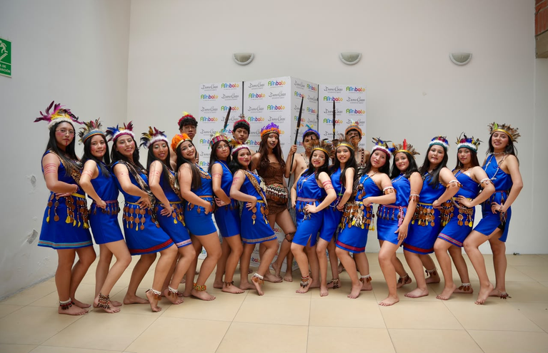 Música y sincronización en la muestra de danza del Proyecto WIÑAY