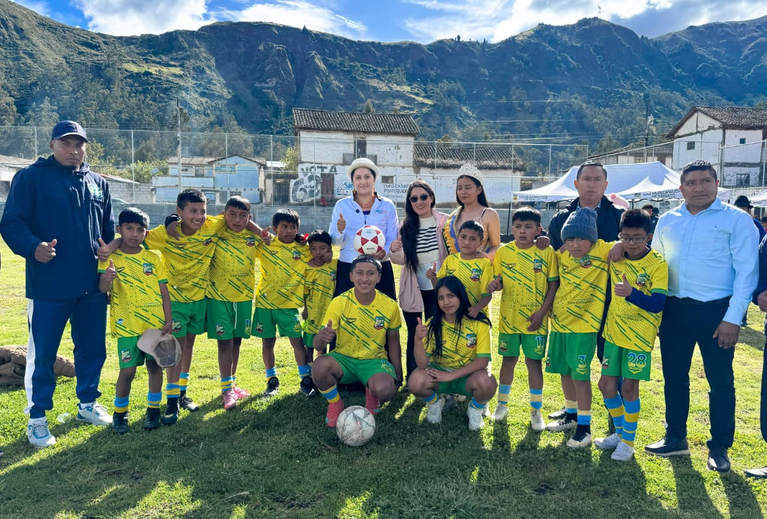 MÁS DE 1.500 HABITANTES SE BENEFICIAN CON EL NUEVO ESTADIO EN SAN FERNANDO